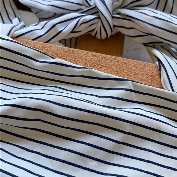 Frankie’s bikini top - Picture 2 of 3